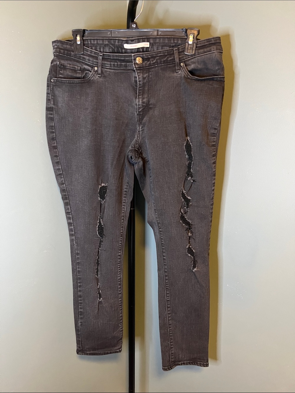 Levi's Black Distressed Skinny Jeans